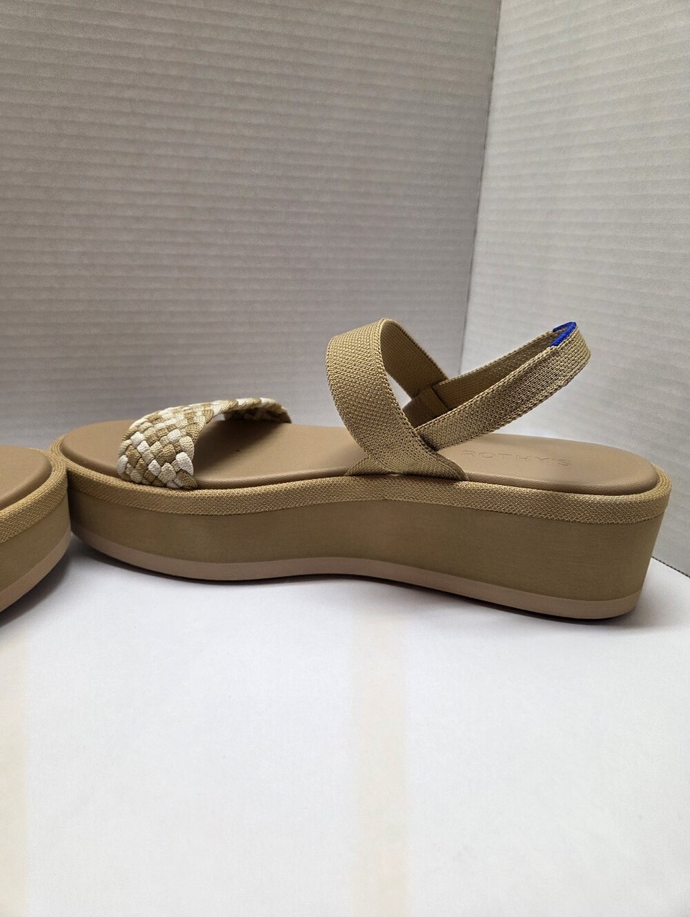 Rothy's Lightweight Tan Wedge Sandals Size 10.5 - Picture 7 of 9